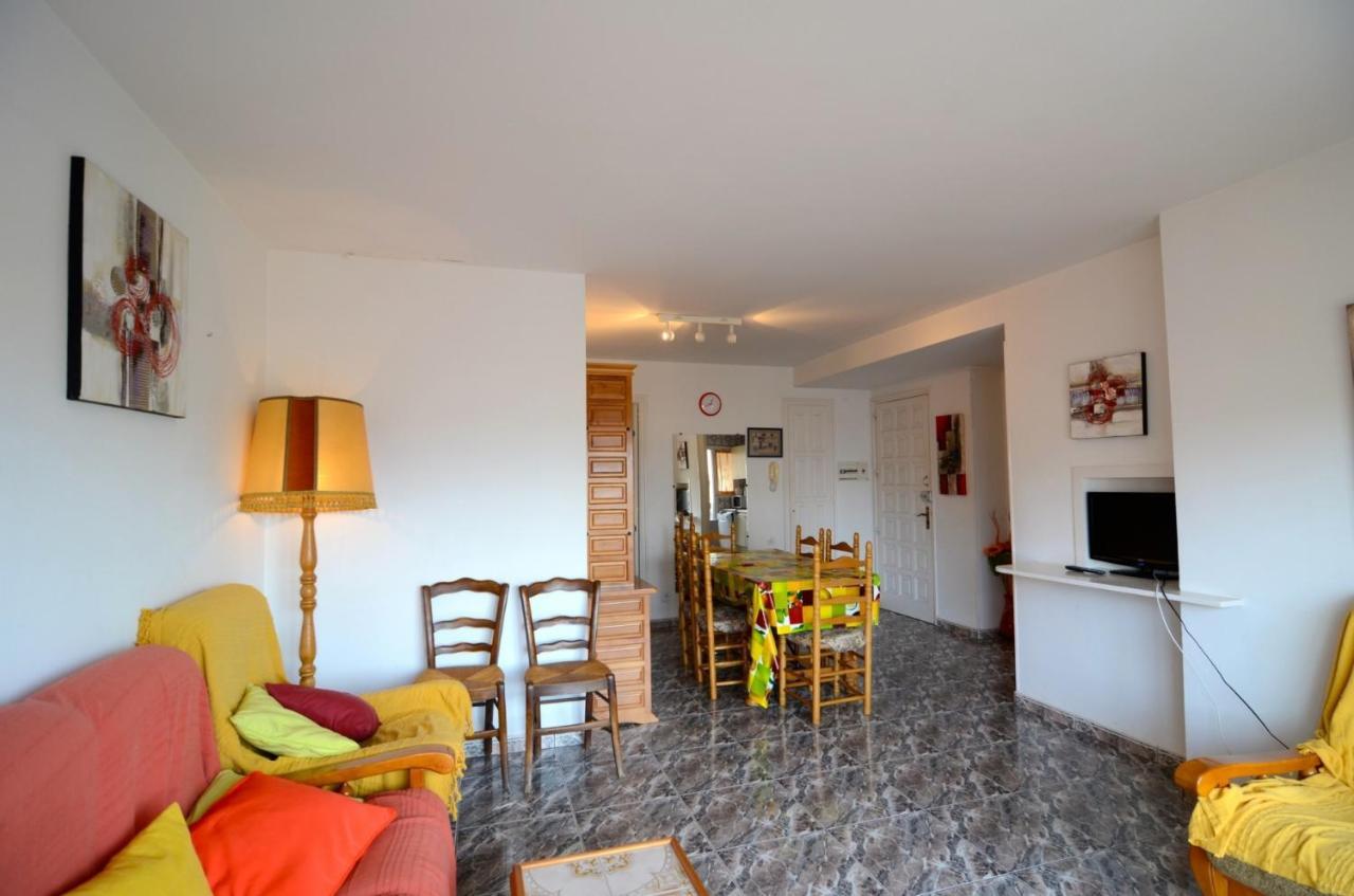 Mar Blau L'Escala Apartment Exterior photo