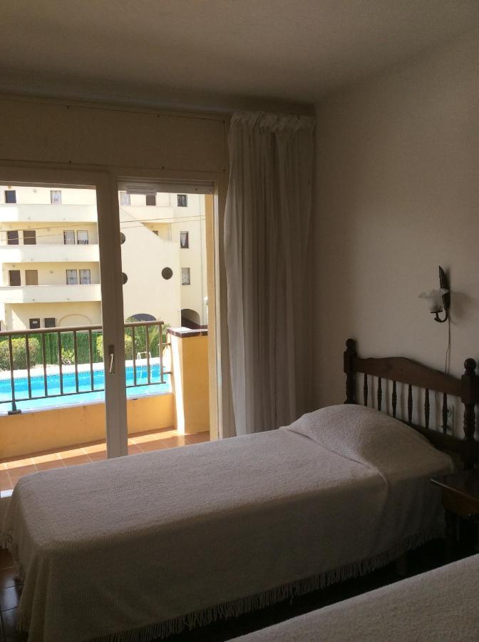 Mar Blau L'Escala Apartment Room photo